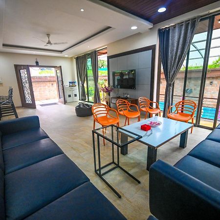 Malama Stay Ruturang Villa 4Bhk, Lonavala Kültér fotó