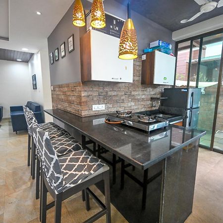 Malama Stay Ruturang Villa 4Bhk, Lonavala Kültér fotó