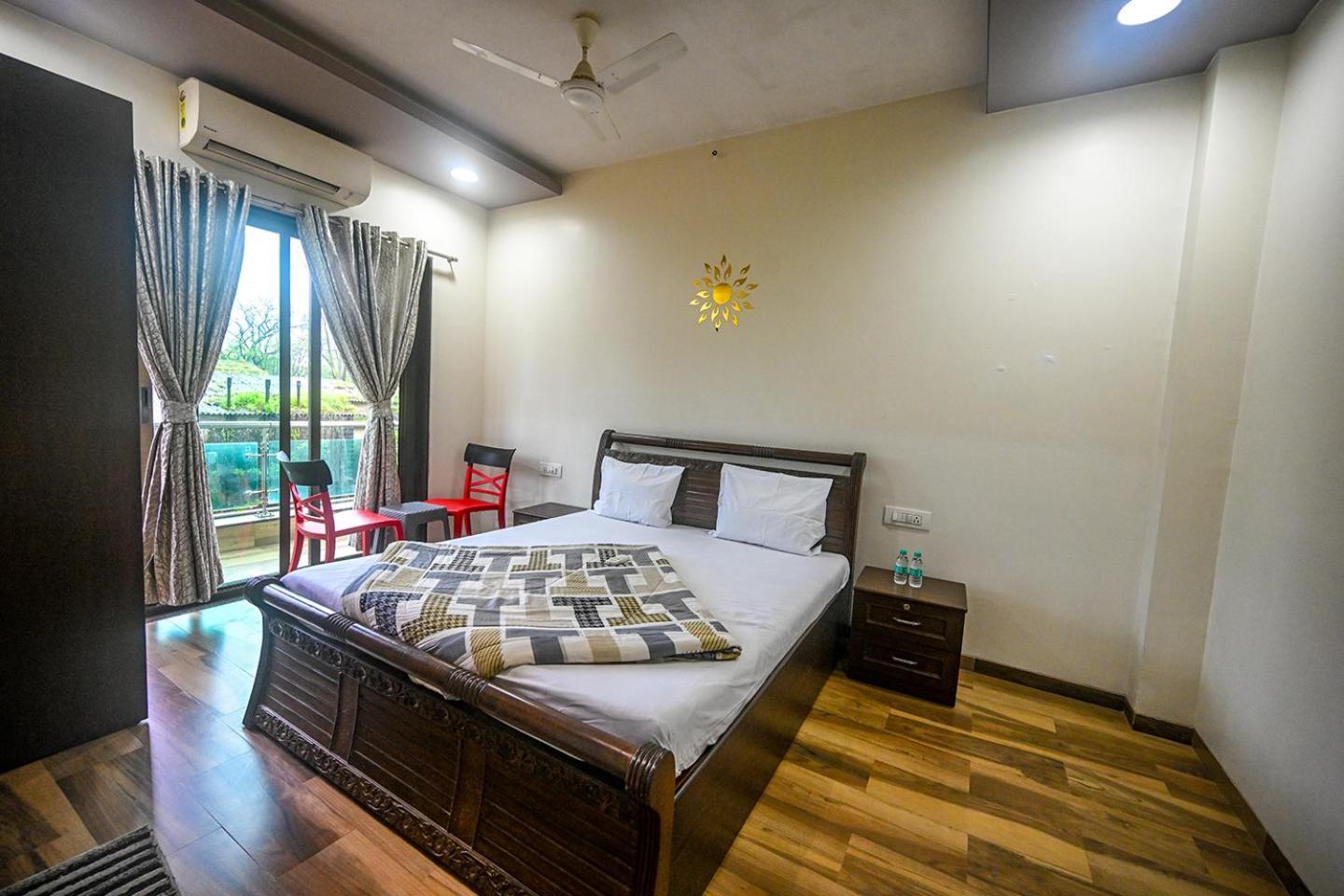 Malama Stay Ruturang Villa 4Bhk, Lonavala Kültér fotó